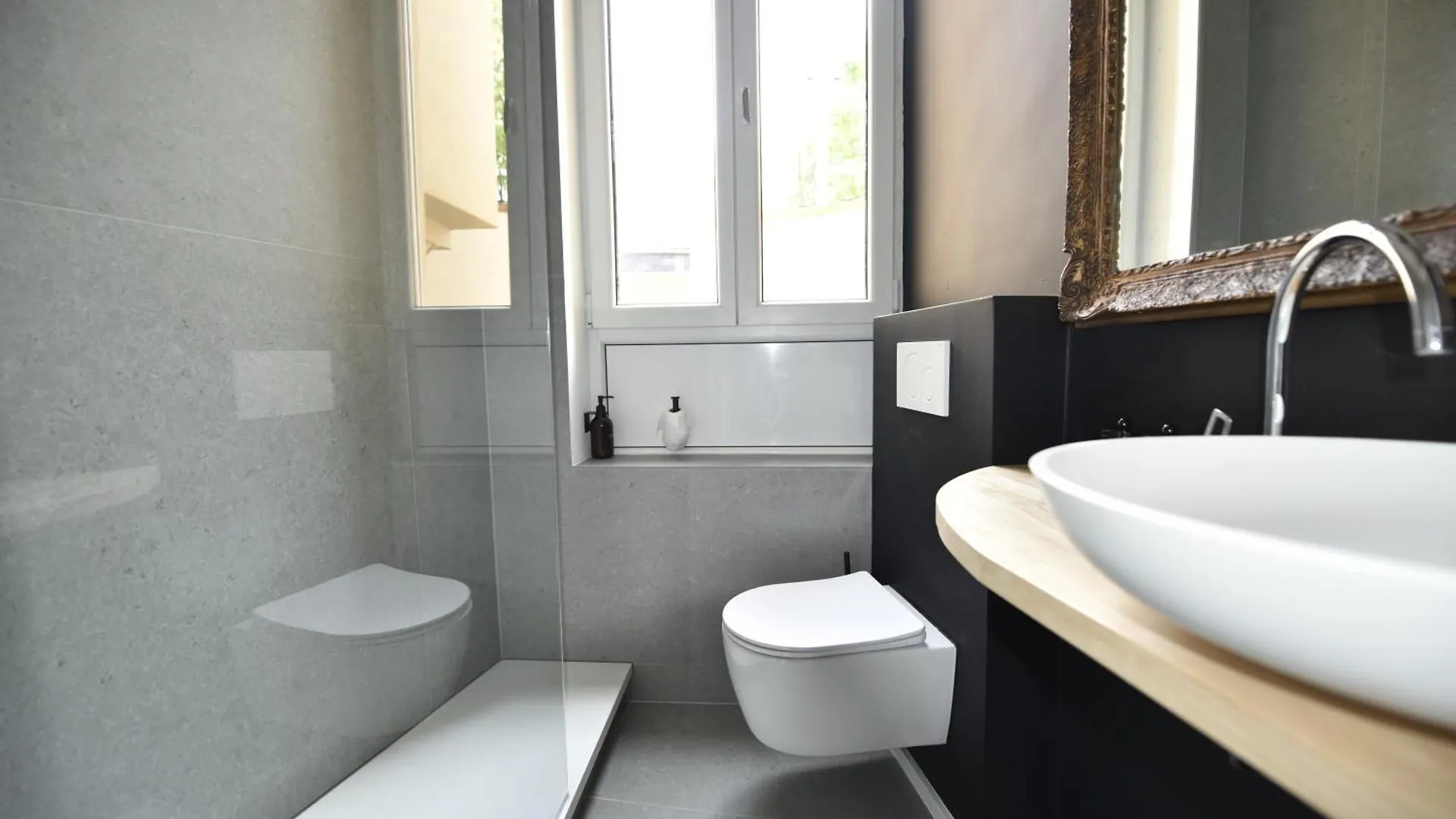 Modern Apartment Center Brussel