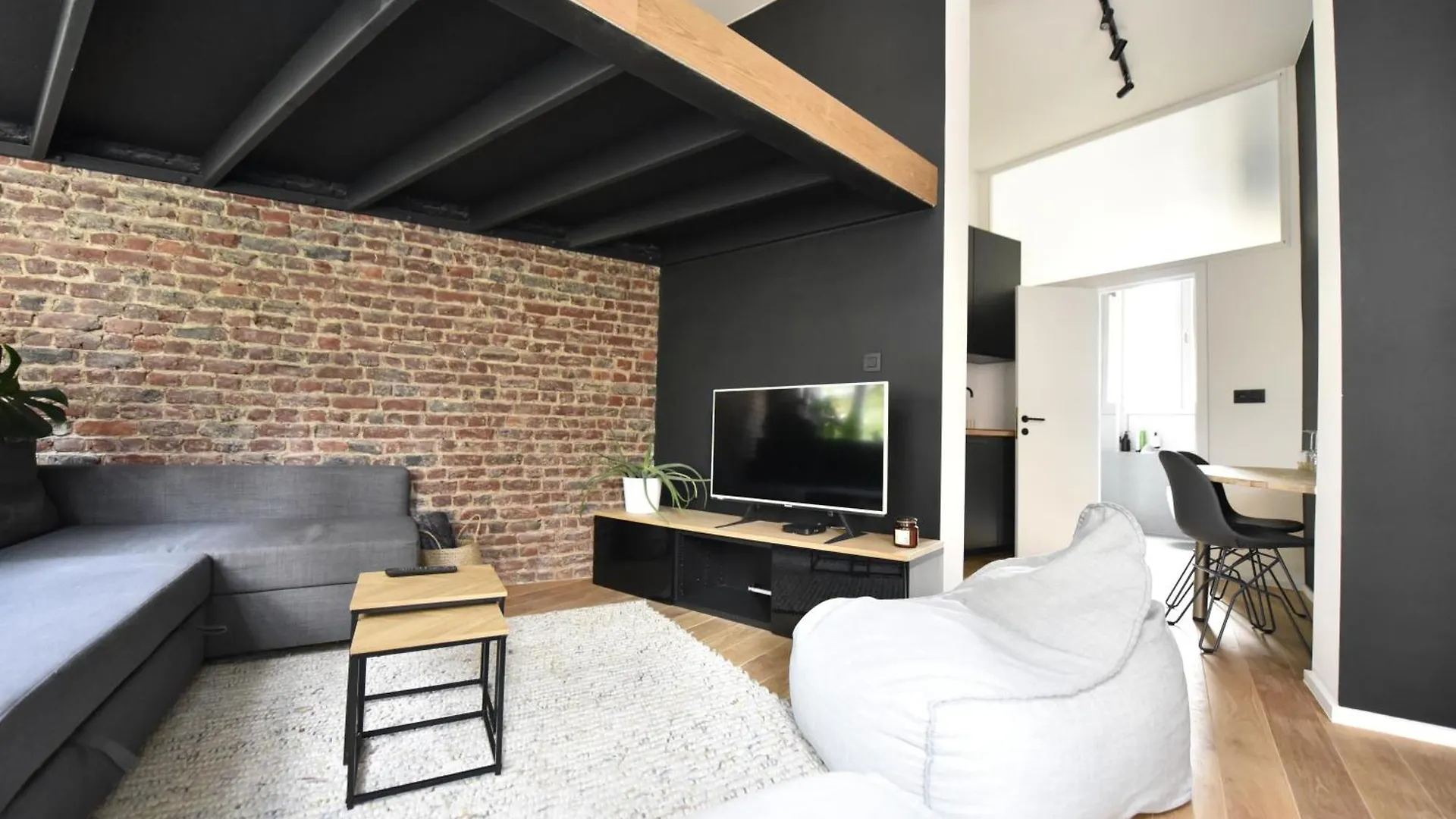 Modern Apartment Center Brussel